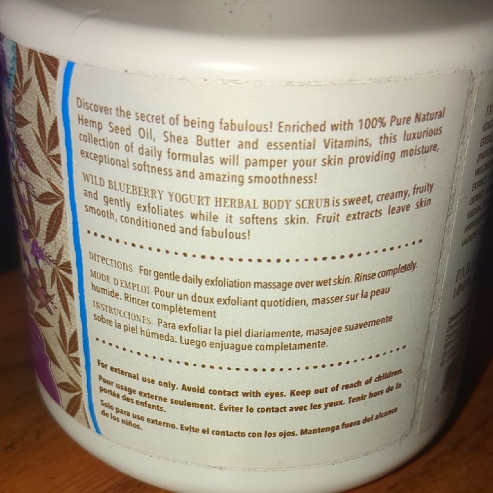 •Hempz Limited Edition Wild Blueberry/Yogurt Scrub - Picture 4 of 6